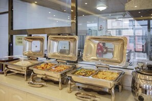تناول الطعام