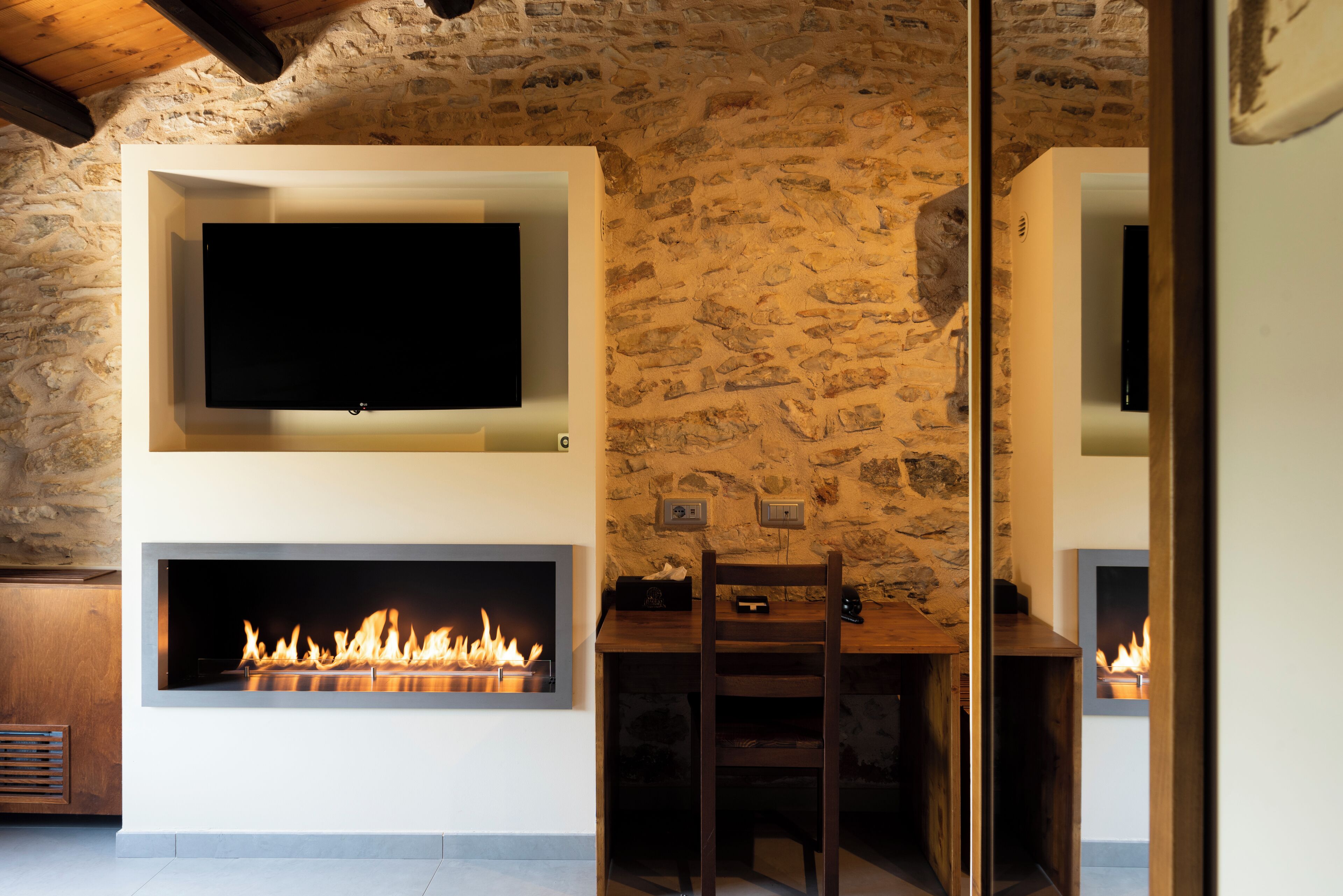Superior-Suite, Gartenblick | Bettwäsche aus ägyptischer Baumwolle, hochwertige Bettwaren, Minibar