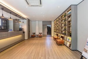 Lobby lounge - HanTing Hotel (Zhengzhou Bodu.Xinxiang Chengdong Road) (Zhengzhou)