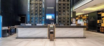 Manchester International Hotel (Hangzhou Qiushan Street Subway Station)