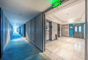 Interior - Manchester International Hotel (Hangzhou Qiushan Street Subway Station) (Hangzhou)