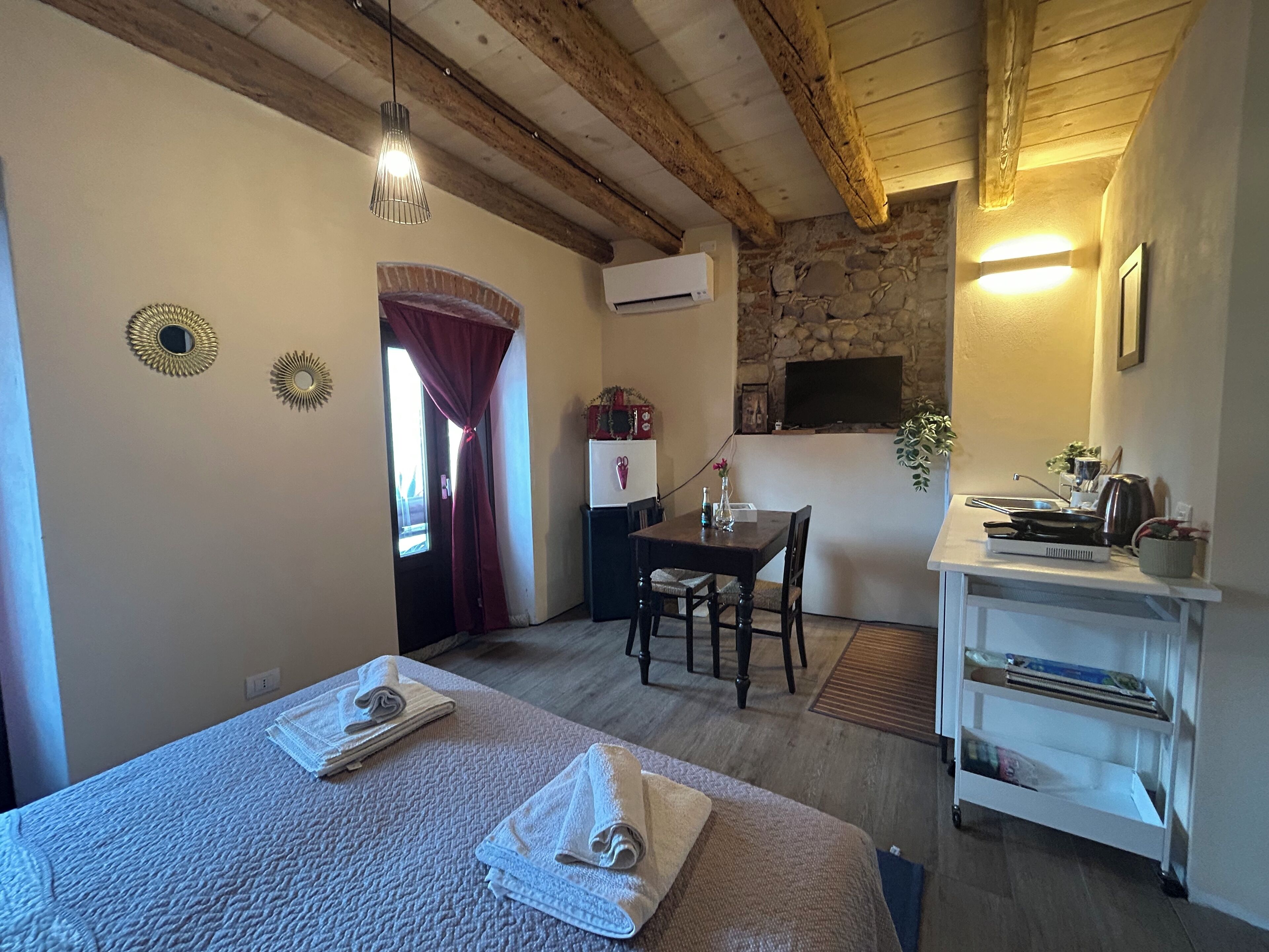 1 chambre, Wi-Fi gratuit, draps fournis