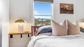 2 sovrum, skrivbord, resesÀng och gratis wi-fi