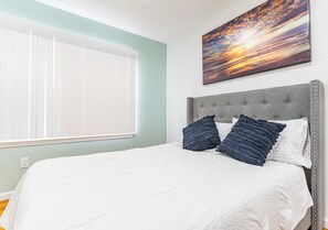 3 Schlafzimmer, Bügeleisen/Bügelbrett, WLAN, Bettwäsche