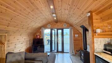 Cabin, Ensuite, Lake View | Property entrance