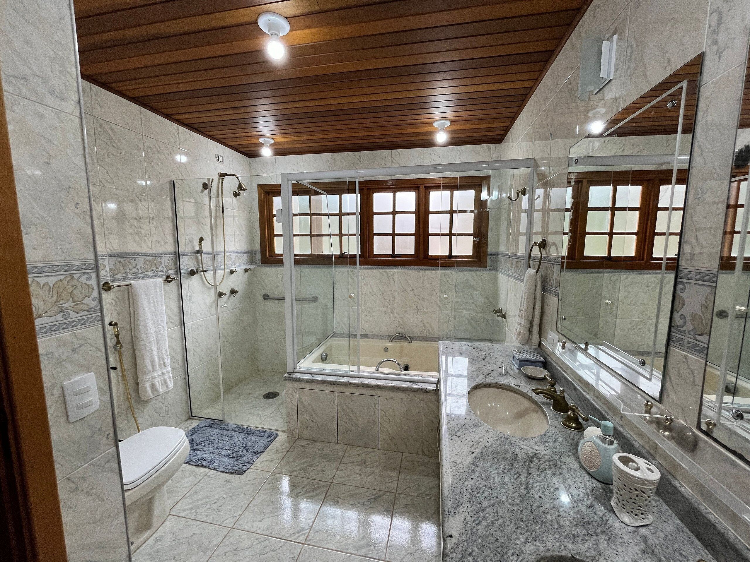 Villa | Bathroom