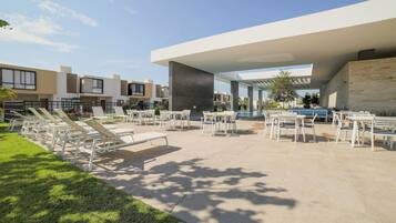 Deluxe House, 3 Bedrooms, Non Smoking, Patio | Terrace/patio