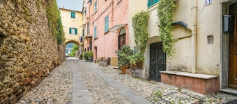 2 bedroom cozy apartment in Taggia