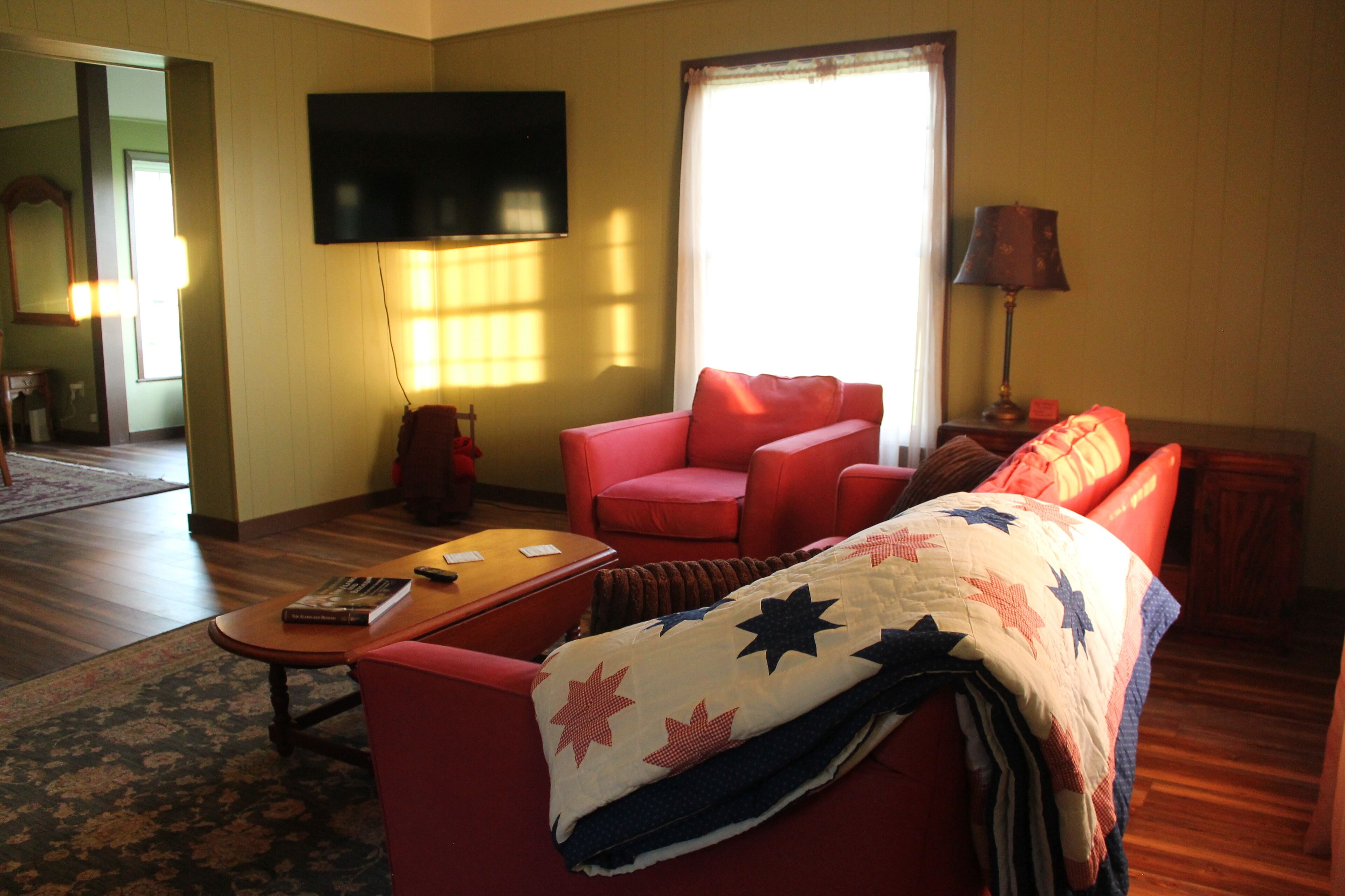 智能電視、書籍、音響、 辦公室