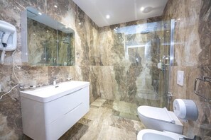 Superior-Suite | Badezimmer