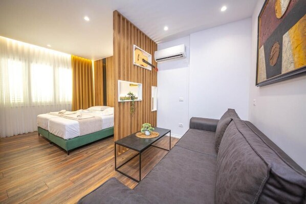 Deluxe Studio - Downtown Boutique Studios (Tirana)