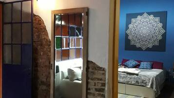 1 camera, ferro/asse da stiro, Wi-Fi (a pagamento), lenzuola