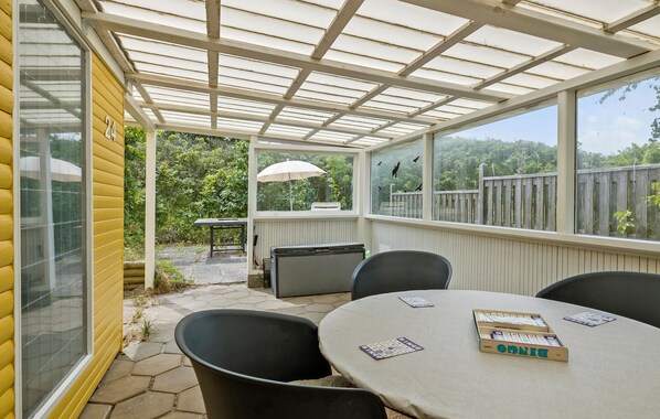 Outdoor dining - 1 bedroom gorgeous home in Aakirkeby (Aakirkeby)