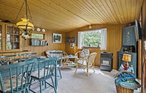 Living area - 1 bedroom gorgeous home in Aakirkeby (Aakirkeby)