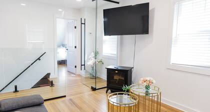 Marvelous 4-bedroom house in Woodlawn Heights, family friendly.