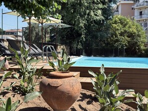 Seasonal outdoor pool - Adoro Hotel  (Rome)