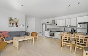 TV - Gudhjem Søpark Lejl. 55 (Gudhjem)