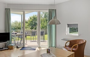 TV - Gudhjem Søpark Lejl. 55 (Gudhjem)