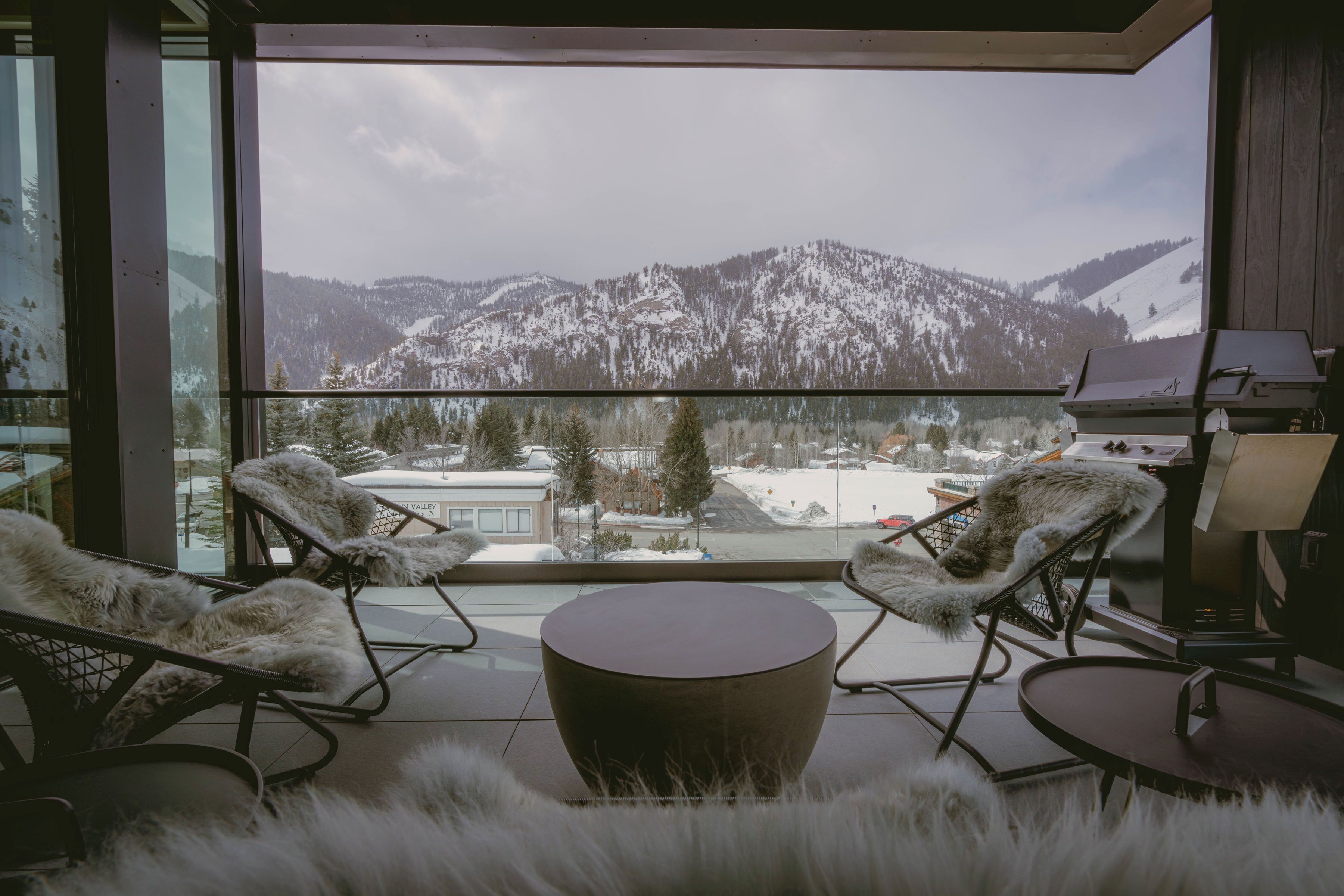 Downtown Ketchum Luxury View Penthouse, 2 bedrooms, 2.5 bath