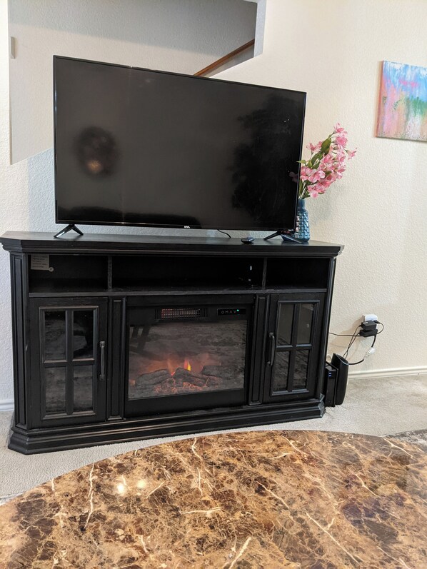 Interior - Cheerful 2-bedroom townhome (Killeen)