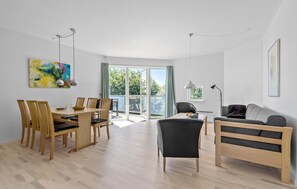 TV - Gudhjem Søpark Lejl. 52 (Gudhjem)