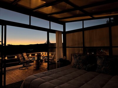 Mount Good Times 3acre Mountain Top Glampsite with 270 Degree View & Glass Villa