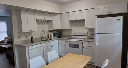 Park clean retreat two bedrooms