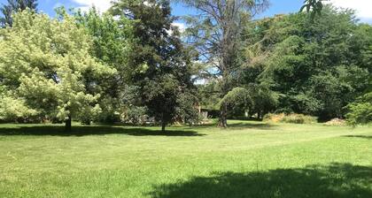 "Nature et Douceur" and its green park within easy reach of many activities