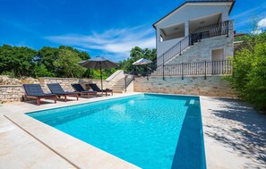 Pool - Amazing home in Golas with WiFi (Golas)