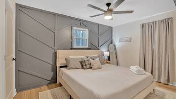 3 chambres, fer et planche à repasser, Wi-Fi gratuit, draps fournis