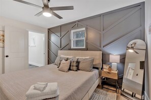 3 habitaciones, tabla de planchar con plancha y wifi gratis 