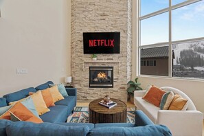 TV, fireplace