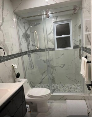 Unclassified image, 4 of 19, button - Pk’s Residence (Roosevelt)