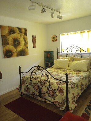 2 bedrooms, WiFi, bed sheets