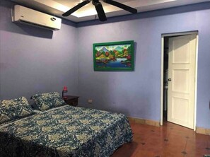 2 bedrooms, in-room safe, free WiFi, bed sheets - La Giralda - Lakefront - Pool - Relaxation Haven (Apoyo)