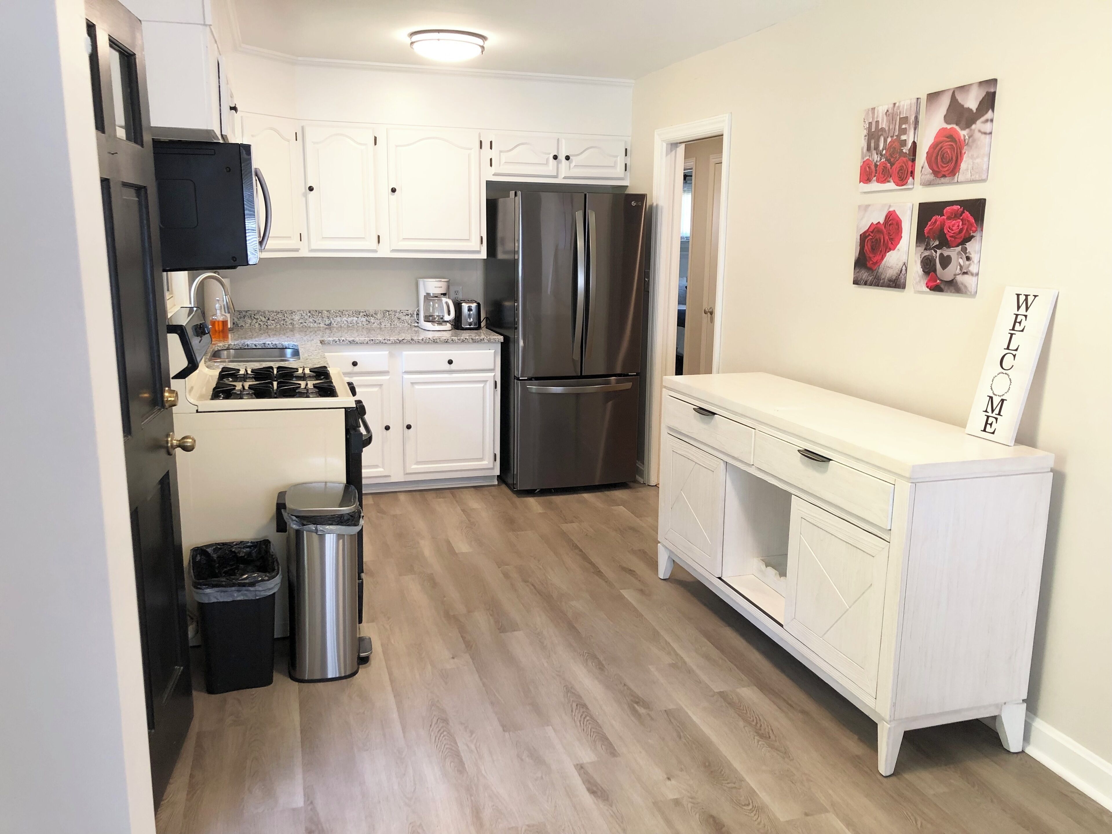 Micro-ondes, four, plaque de cuisson