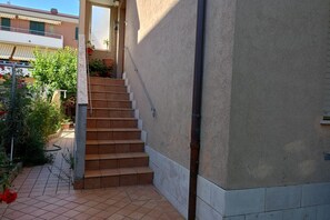 Exterior detail - SE118 - Senigallia, large three-room apartment with balcony (Senigallia)