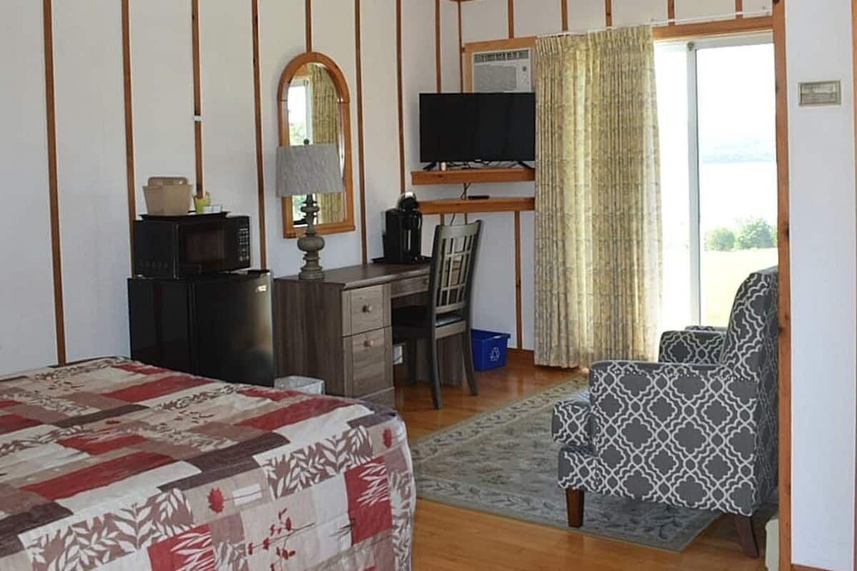 Comfort Single Room, Lake View | Desk, laptop workspace, free WiFi