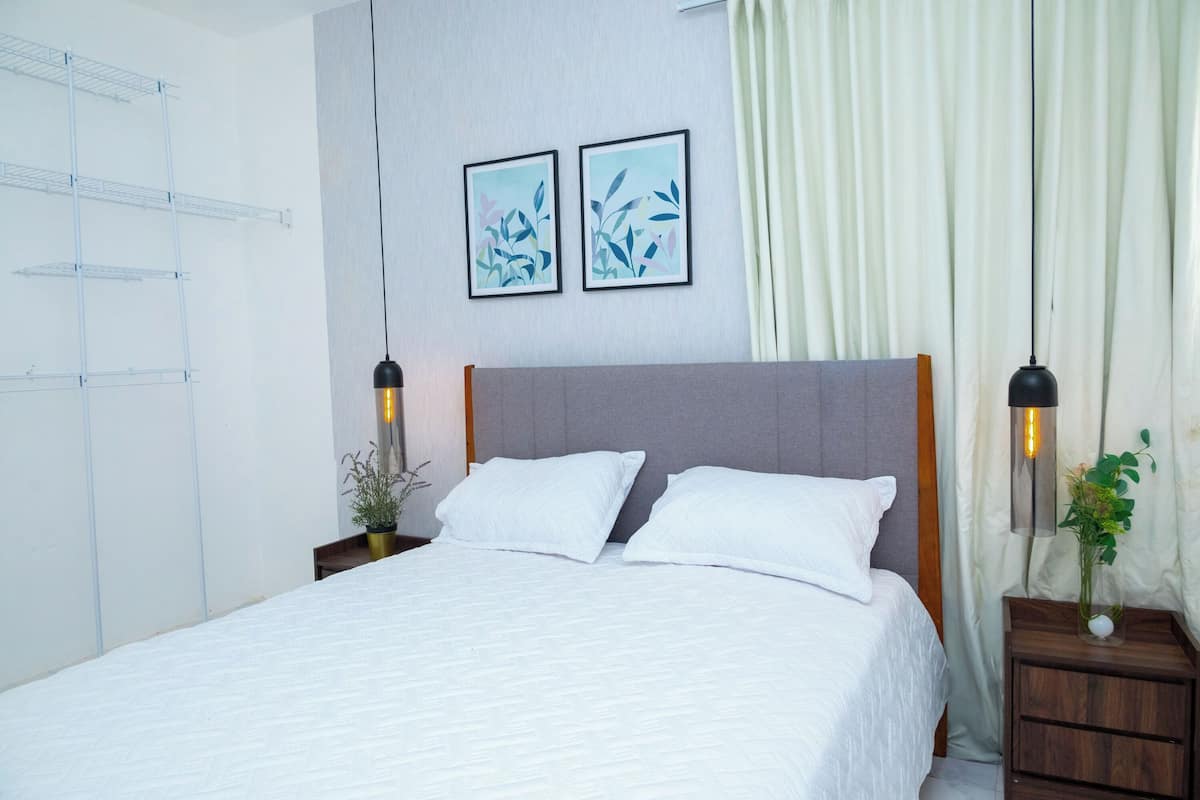1 bedroom, iron/ironing board, free WiFi