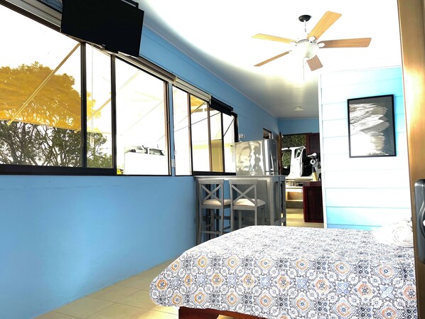 1 bedroom, WiFi, bed sheets