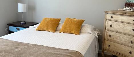 4 quartos, ferros/tábuas de passar roupa, Wi-Fi de cortesia