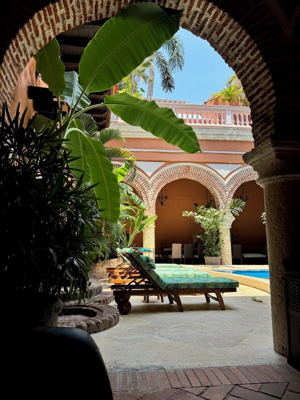 Terrace/patio - Casa Estrella Spacious 10-bedroom mansion in fabulous Cartagena de Indias (Cartagena de Indias)