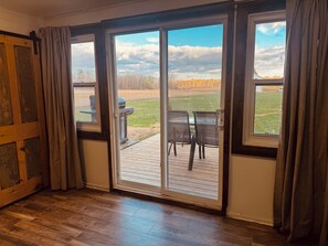 Interior - NEWLY UPDATED Quiet Cottage Near Turkey Point and Port Dover (Simcoe)