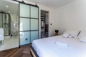 2 bedrooms, iron/ironing board, WiFi, bed sheets - Duplex Bénézet - Welkeys (Avignon)
