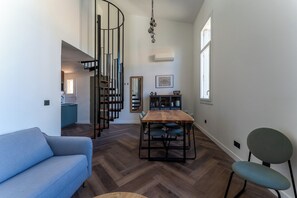 TV - Duplex Bénézet - Welkeys (Avignon)