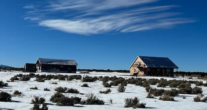 Charming 3-bedroom cabin in wonderful Wild Horse Mesa