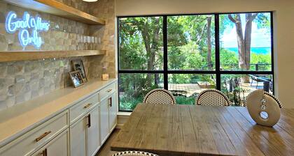 Luxury Lake View Villa Near Eisenhower State Park