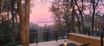 Luxury Lake View Villa Near Eisenhower State Park
