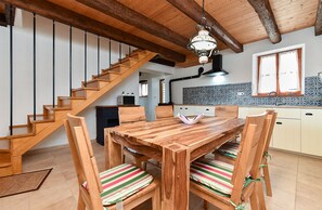 Dining - House 2354/115793 (Istria - Kaštelir), 6500m from the beach (Kaštelir)