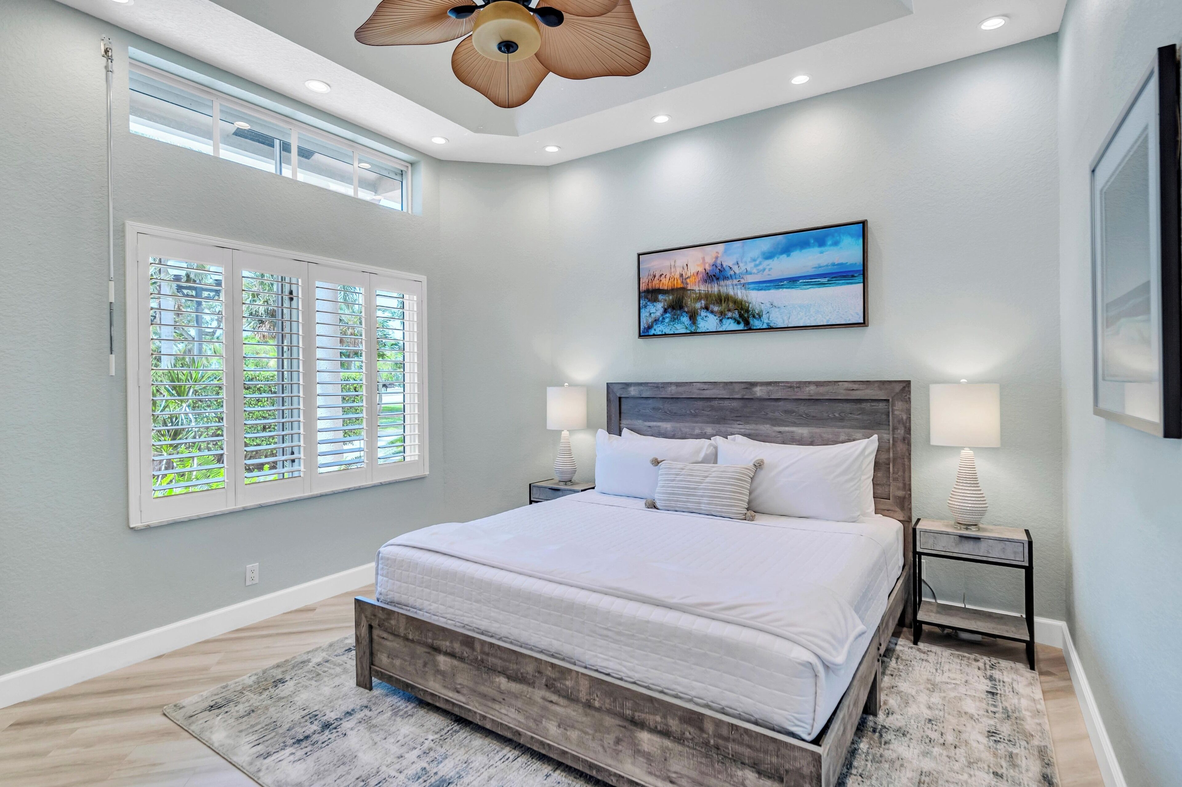 5 habitaciones, tabla de planchar con plancha y wifi gratis 